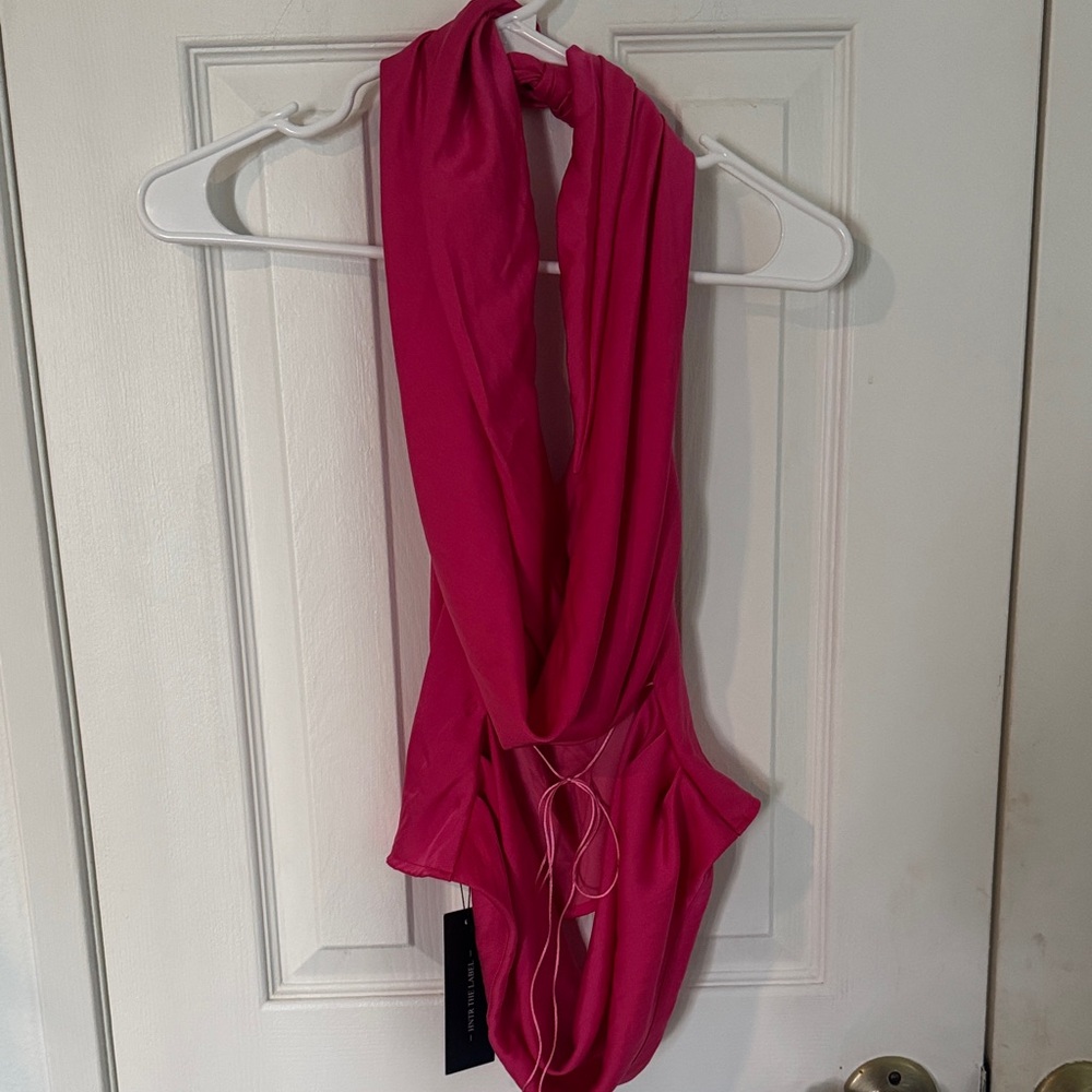 ISABELLE TOP | MAGENTA hntr the label Halter Top for Women - Picture 4 of 6